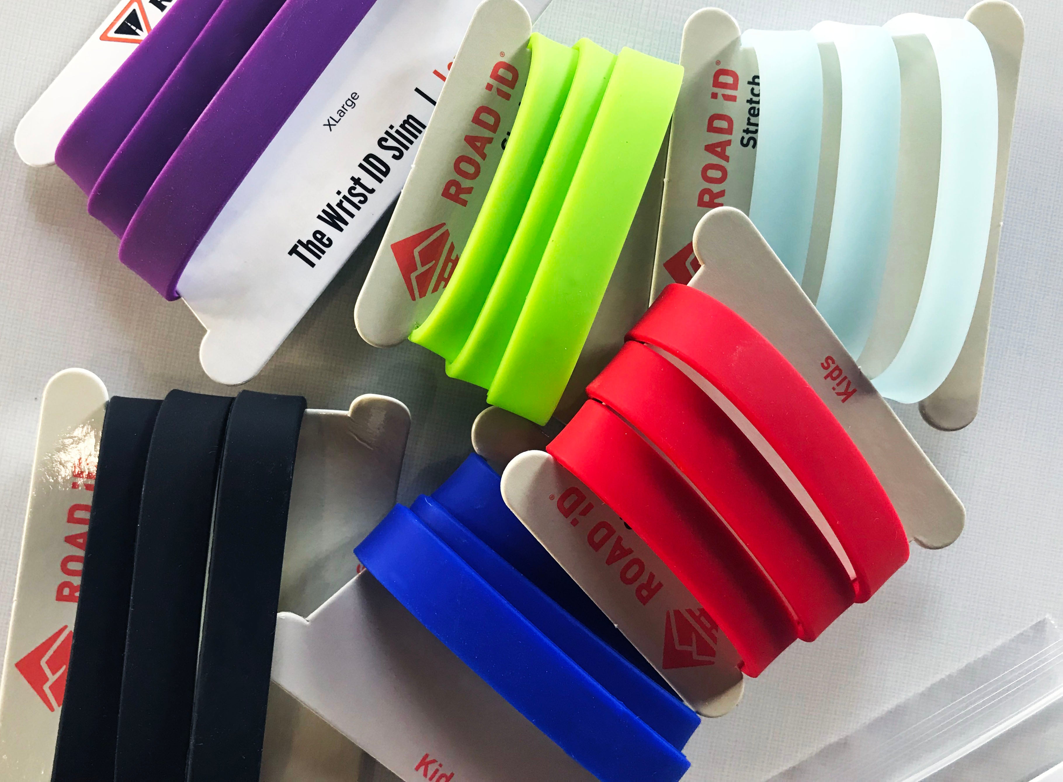 Red Ribbon Thin Band Silicone Bracelets